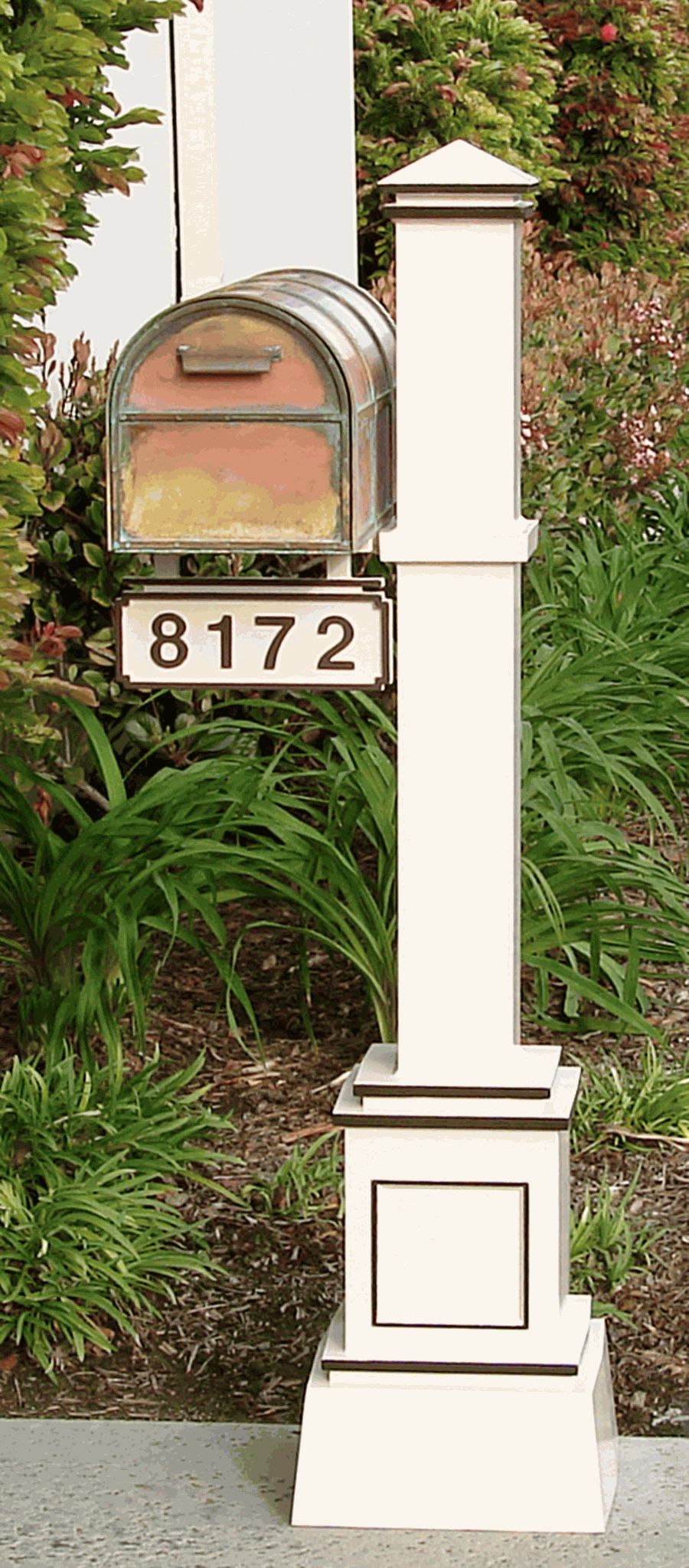 streetscape-inc-mailboxes-si-274s-craftsman-mailbox-post---westchester-brass-mailbox